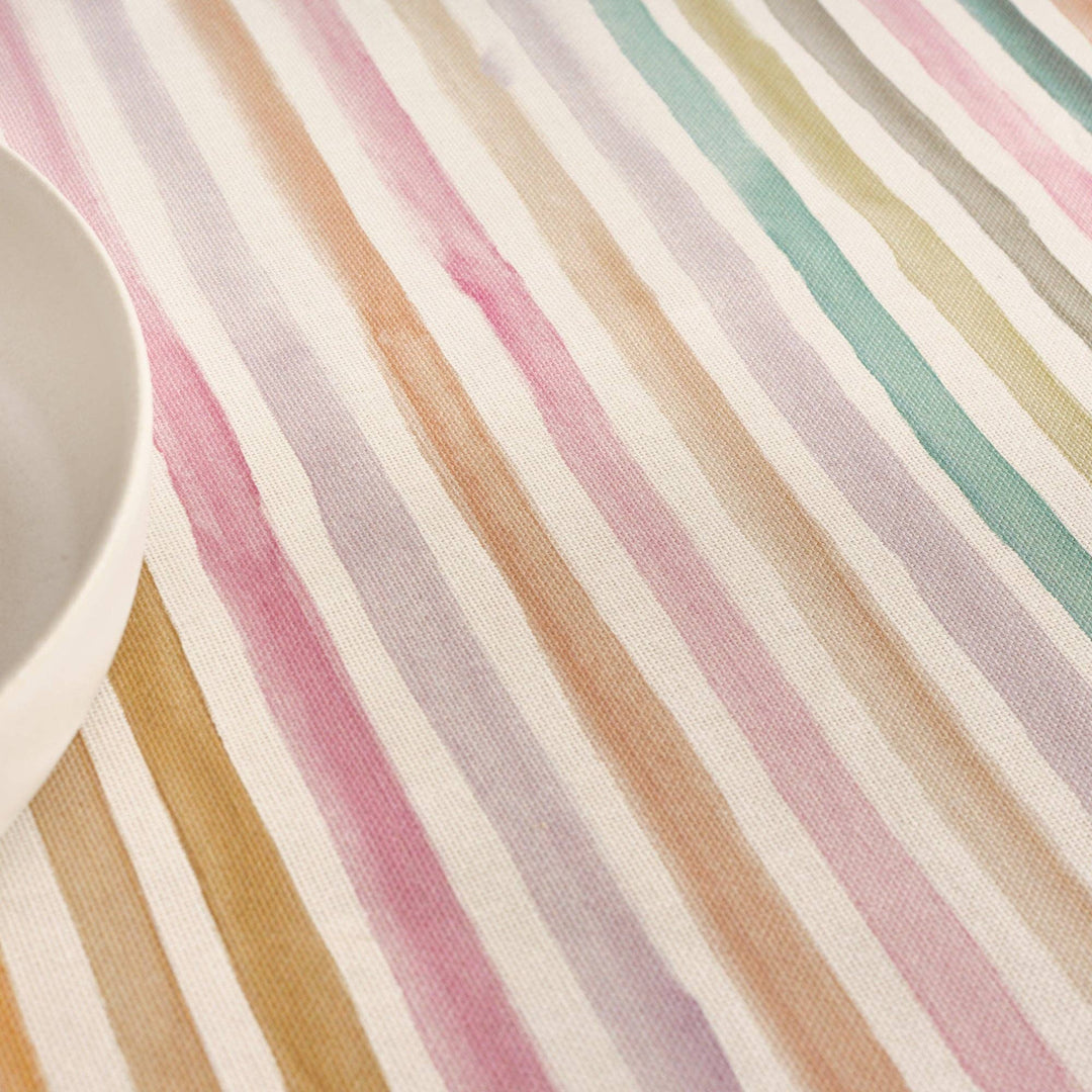 Nappe en résine Naiara 4-100 résistante aux taches