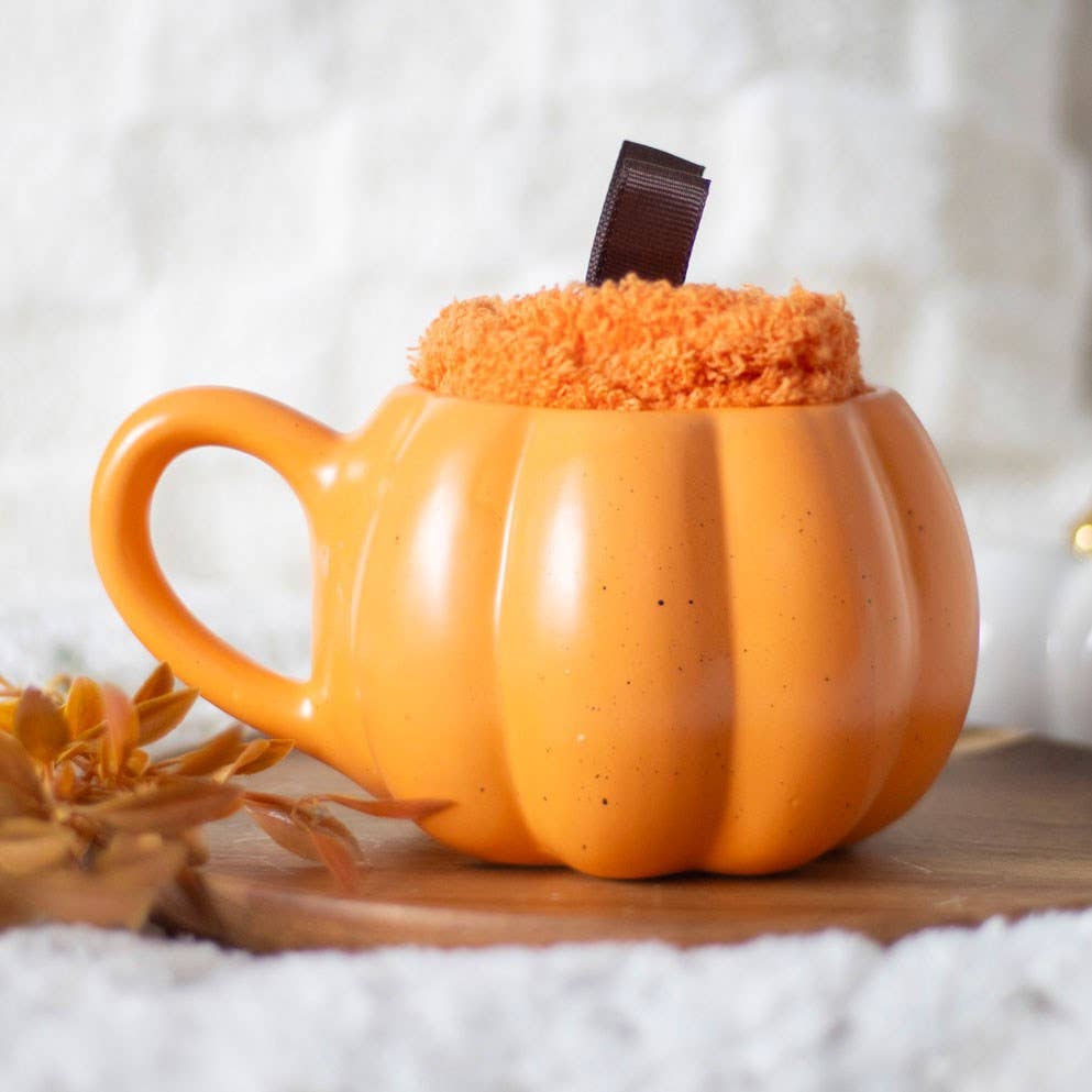 Ensemble mug en forme de citrouille et chaussettes d&