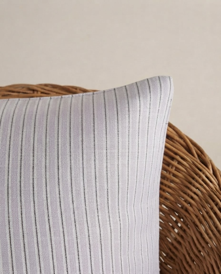 Housses de coussin, Grande vente