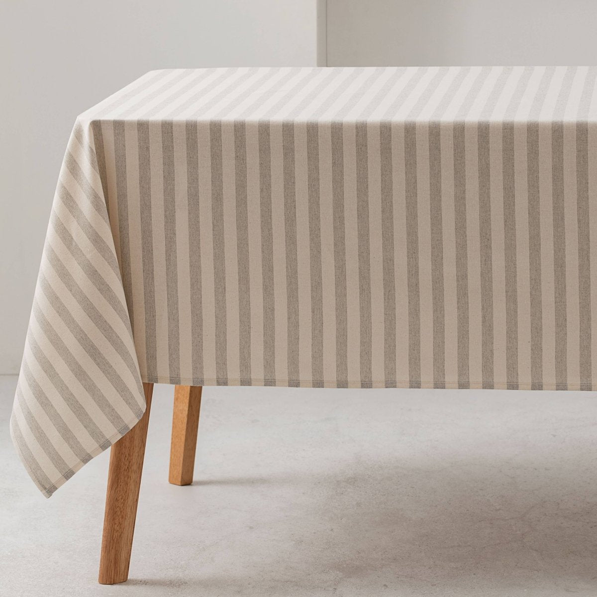 Nappe en coton à larges rayures gris clair, moderne, pour table - Beautiful Moment the shop