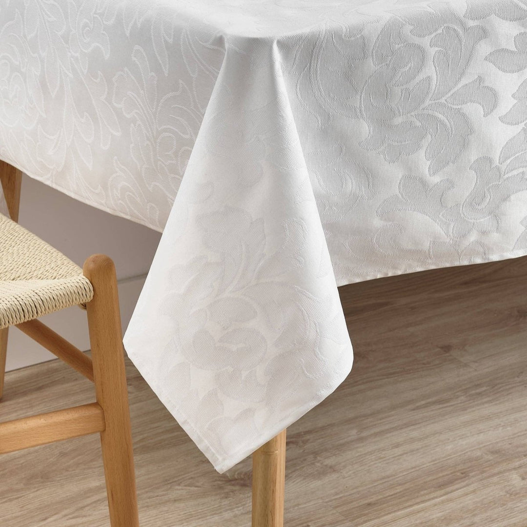 Nappe en jacquard blanc résistant aux taches Acacia 3233 - Beautiful Moment the shop