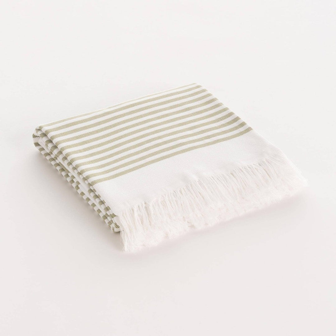 Serviette de plage fouta pareo en coton doux avec franges BRISNE - Beautiful Moment the shop